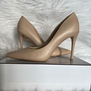 Guess Braylea leather nude pumps